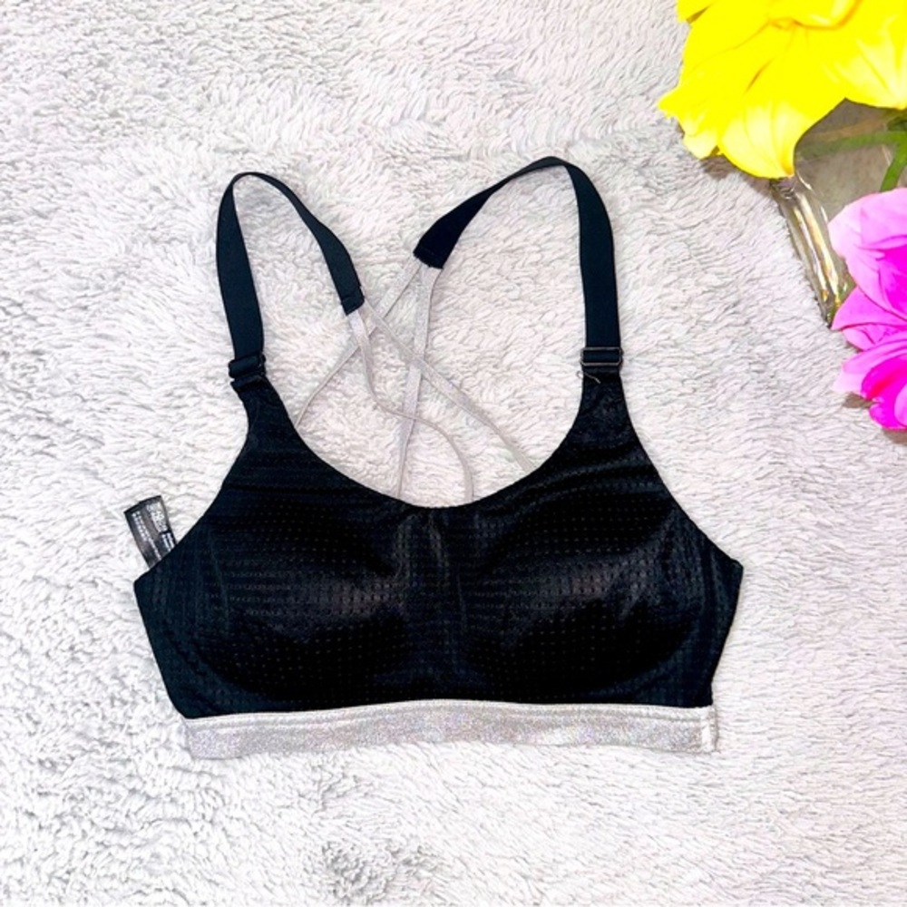 Victoria’s Sport sports bra